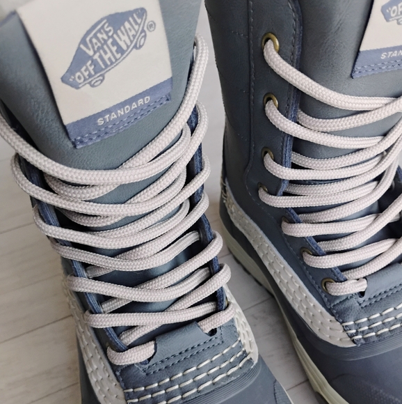 VANS NEW Standard Snow MTE Boots - Picture 9 of 16